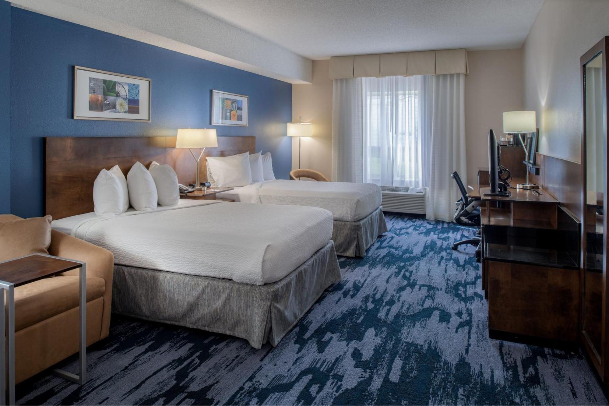 Отель Fairfield By Marriott Troy Экстерьер фото
